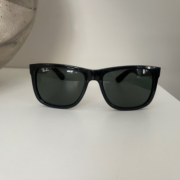 Ray ban sunglasses - Picture 1 of 4